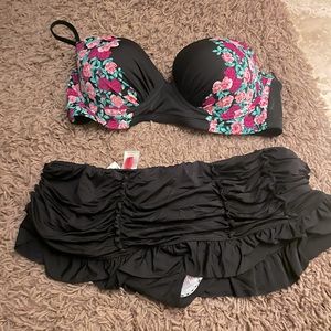 Betsy Johnson ruffle bottom two piece bikini black and floral nwt